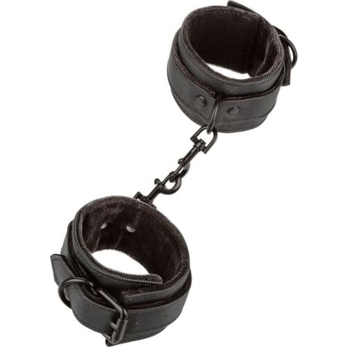 Bondage Zubehör CALEXOTICS Boundless Ankle Cuffs für Sicherheit